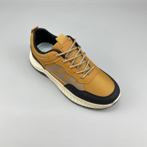 Outdoor Hiking and Mountaineering Shoes