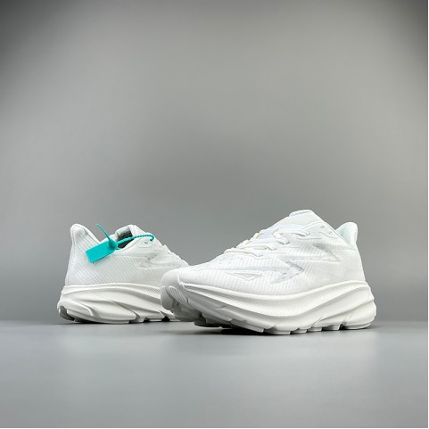 Mesh Breathable Sneakers