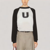 Contrast Color Cropped Long Sleeved Top