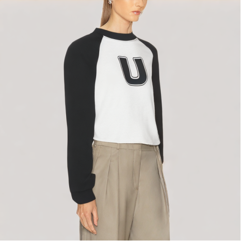 Contrast Color Cropped Long Sleeved Top