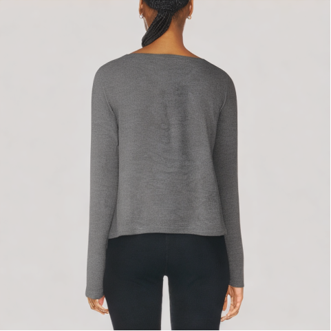 Long Sleeved Top with a Crisscross Hem